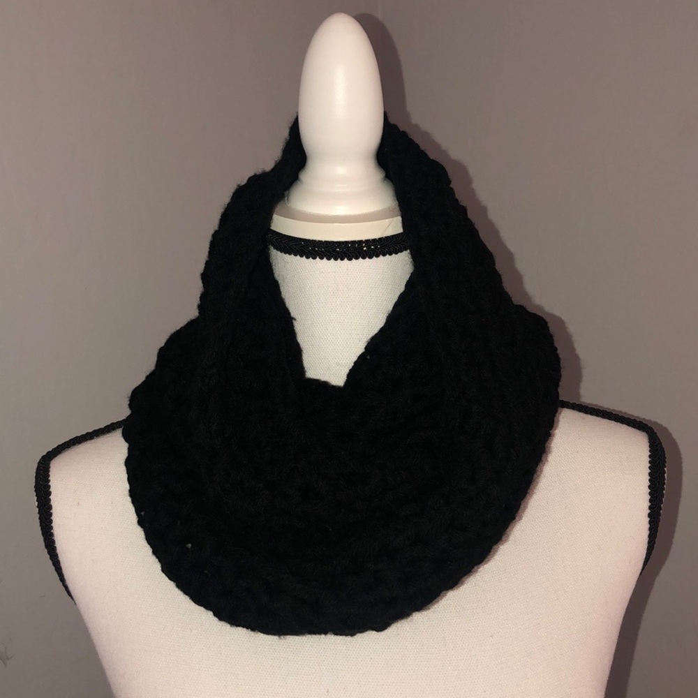 INFINITY SCARF🌸